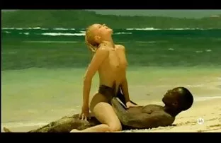 XXX یک مرد مبتذل fucks در یک دانلود رایگان فیلم شهوانی دختر نوجوان با نونوجوانان کوچک در الاغ