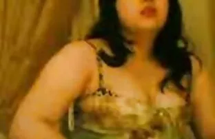 XXX زن عرب می شود فاک در مقعد و دانلود رایگان فیلم سکسی جدید او می شود