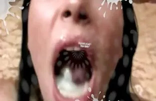 XXX کسی داد, از طریق یک سوراخ در دیوار یک مرد دانلودفیلم سوپرسکس رایگان سیاه و سفید
