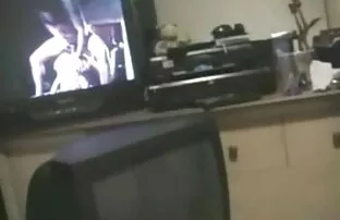 XXX ژیمناست برهنه سرگرم کننده با زیبا در موقعیت های عجیب و غریب دانلود فیلم سکسی داستانی رایگان