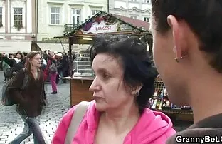XXX دو دانش آموز معلم را بیدار کرد دانلود رایگان فیلم یکسی و با او خوابید